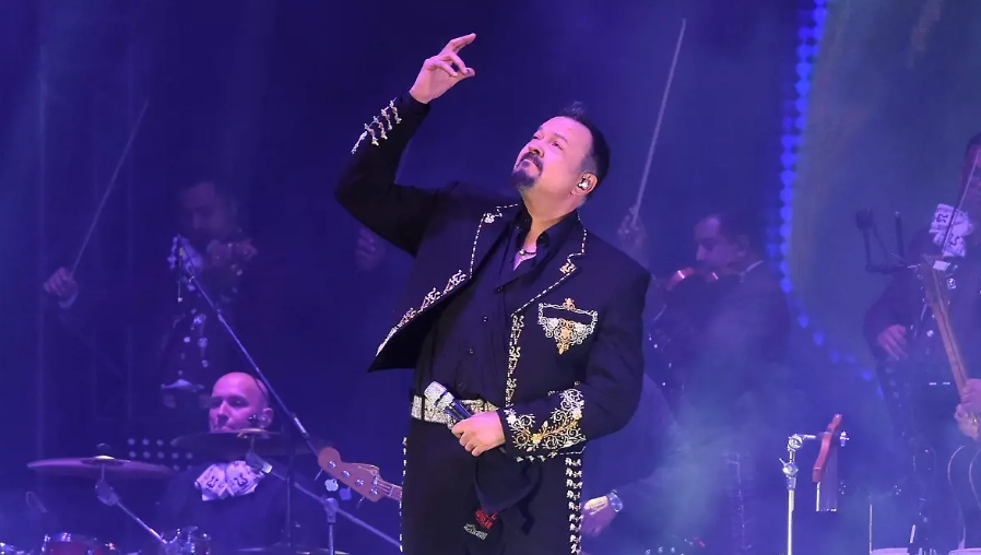 Pepe Aguilar en Tlaxcala: noche mágica y lleno total en la feria