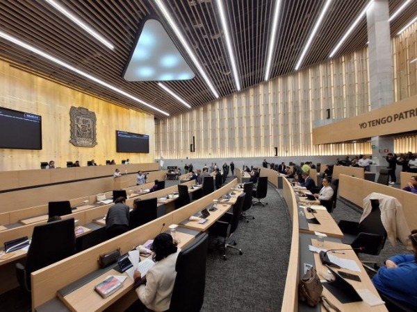 Se analiza desde en Congreso de Puebla destitución de edil de Calpan