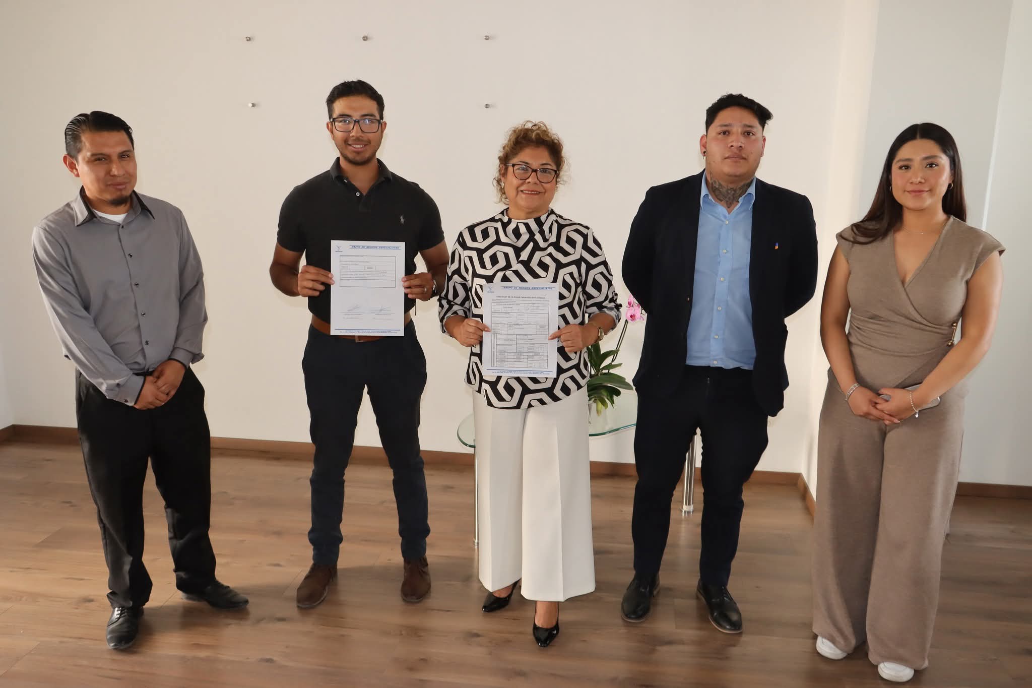 SMDIF Cuautlancingo firma convenio de colaboración con “Médicos Especialistas GRUMESA”