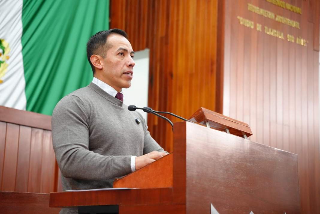 Tlaxcala en alerta: exhiben a municipios con funcionarios sin requisitos