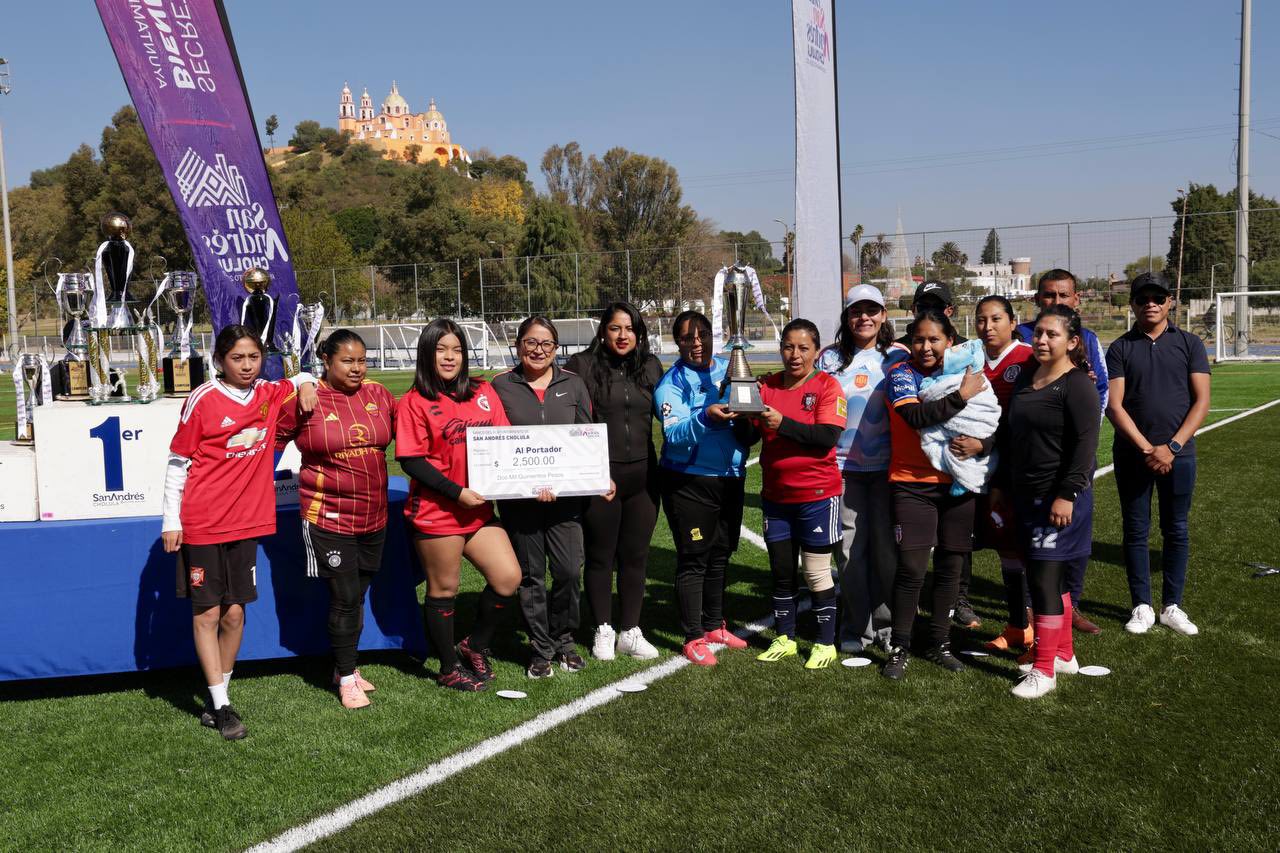 Reconoce Guadalupe Cuautle a ganadores del Torneo Infantil de Fútbol 7 Clausura 2025