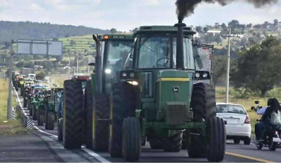 Suspenden Ruta Educativa Vespertina a Calpulalpan por Cierre Carretero