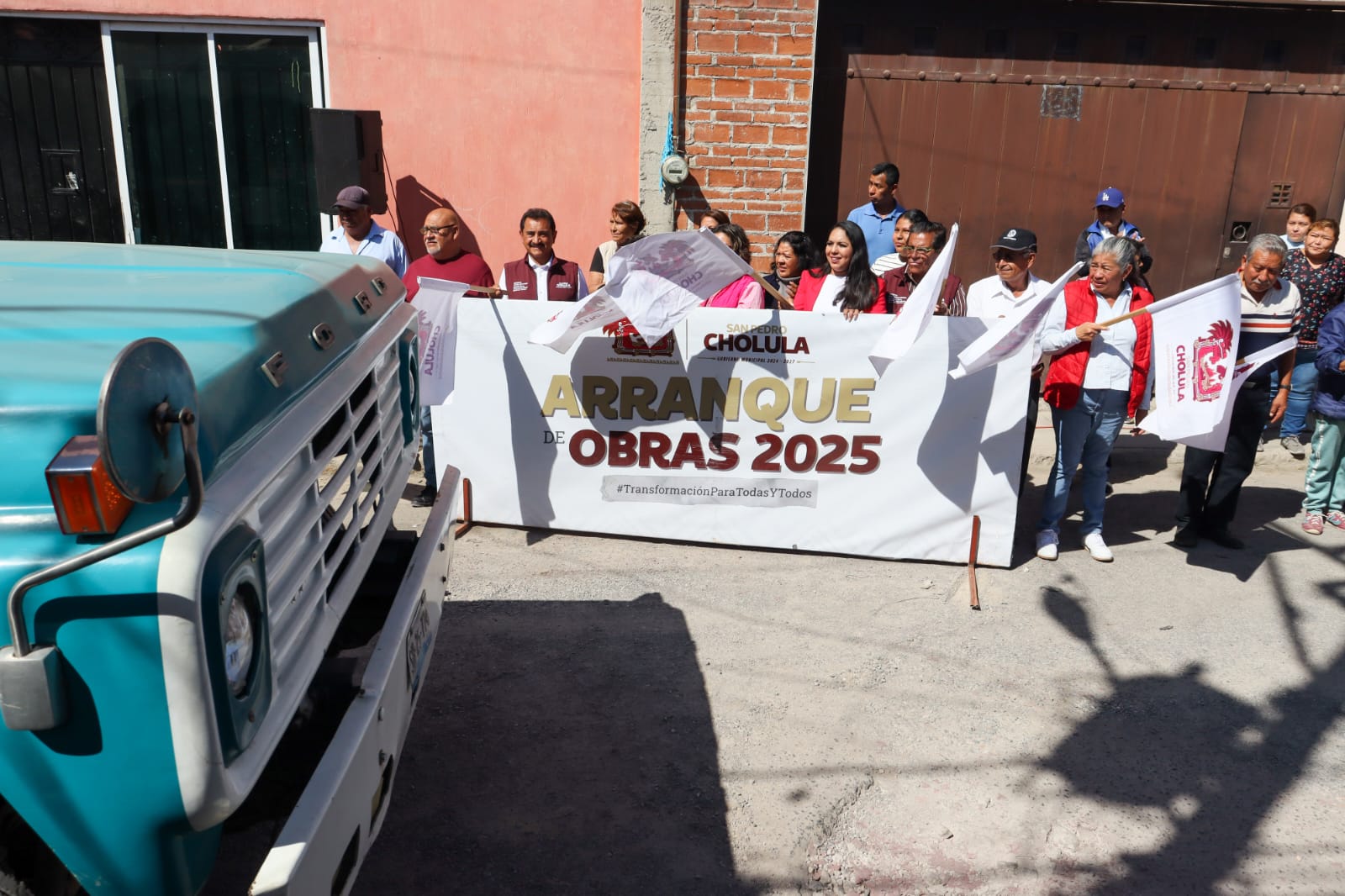 Rehabilita Tonantzin Fernández vialidades olvidadas de San Pedro Cholula