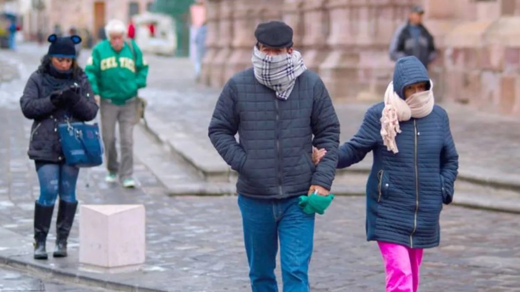 Frío extremo detiene clases en Puebla
