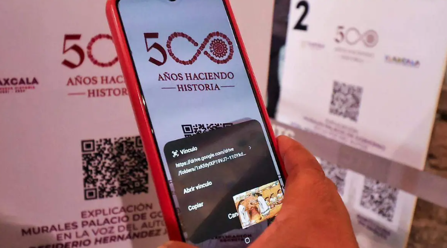 La voz de Desiderio revive los murales del Palacio de Tlaxcala