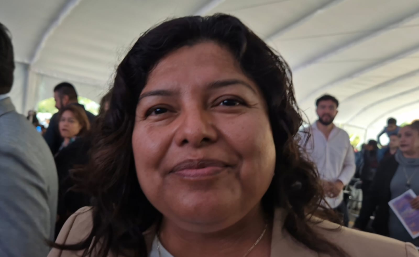 Reconoce Karina Pérez Popoca desempeño de Guadalupe Cuautle en San Andrés Cholula