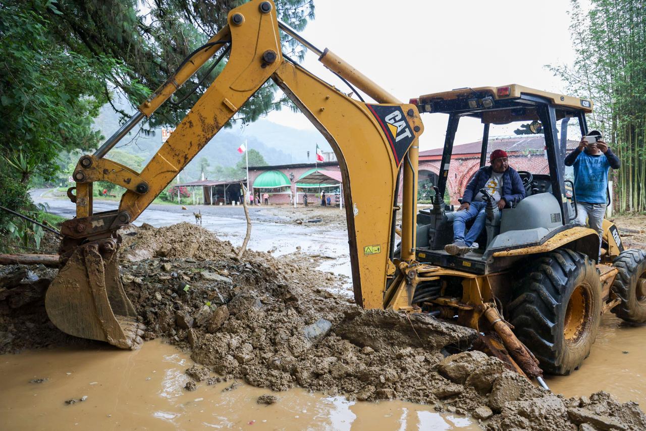 Arzobispo llama a la solidaridad con comunidades afectadas por lluvias en la Sierra poblana