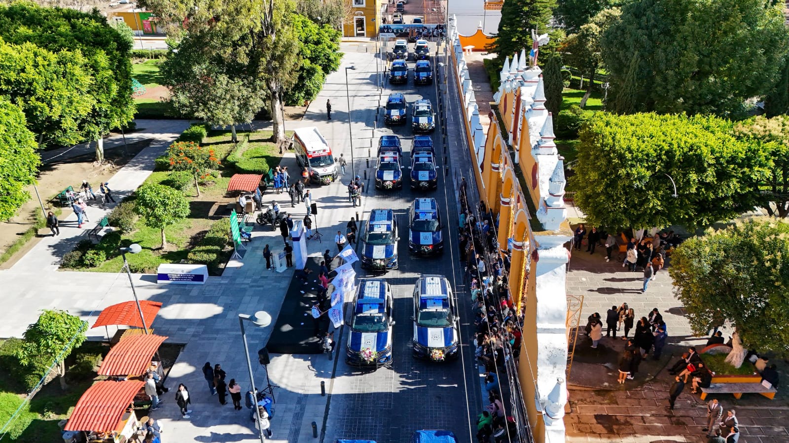 Entrega Lupita Cuautle 15 patrullas y 5 motocicletas para la Policía Municipal