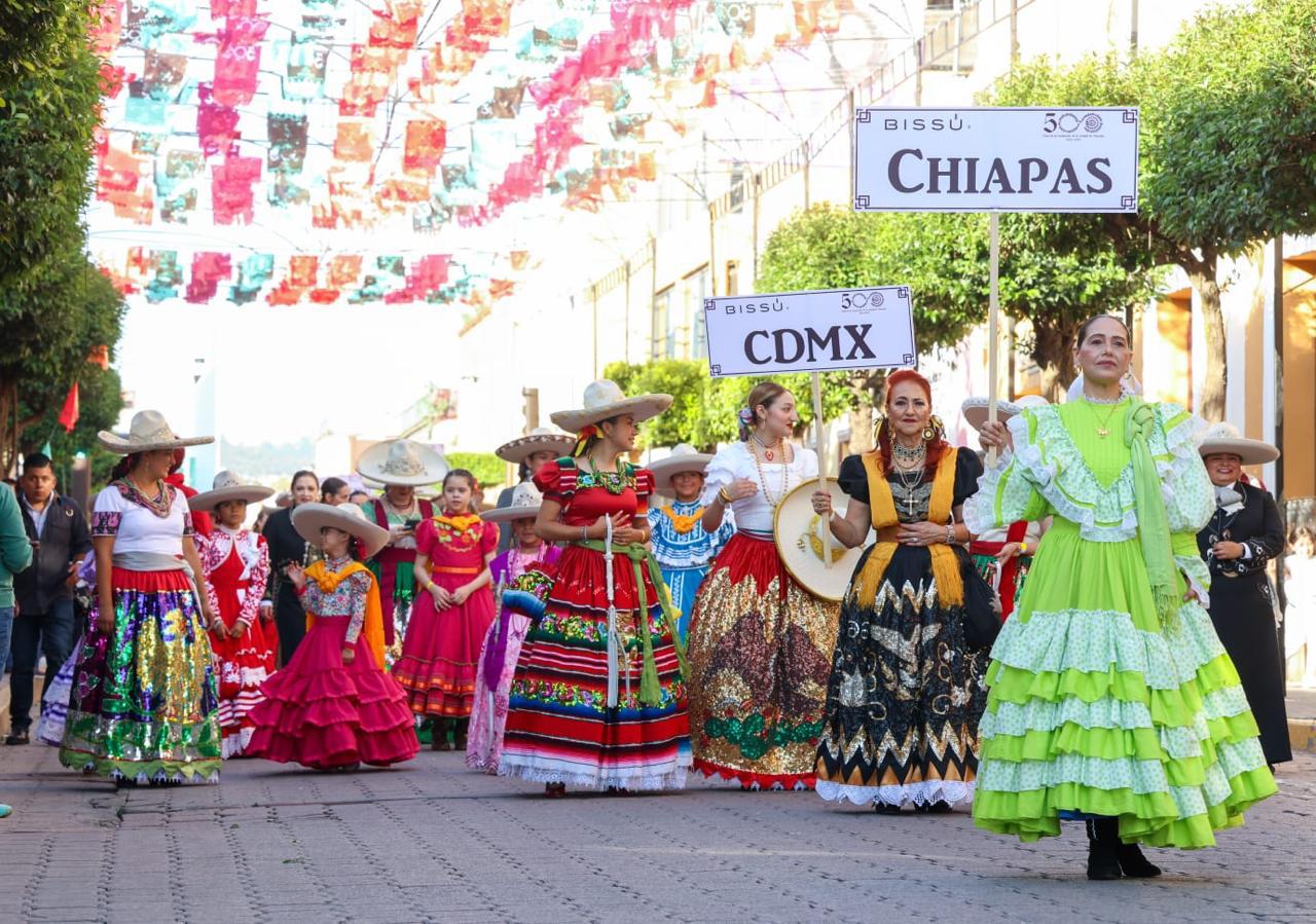 Tlaxcala celebra con orgullo a más de 500 damas charras en histórico desfile
