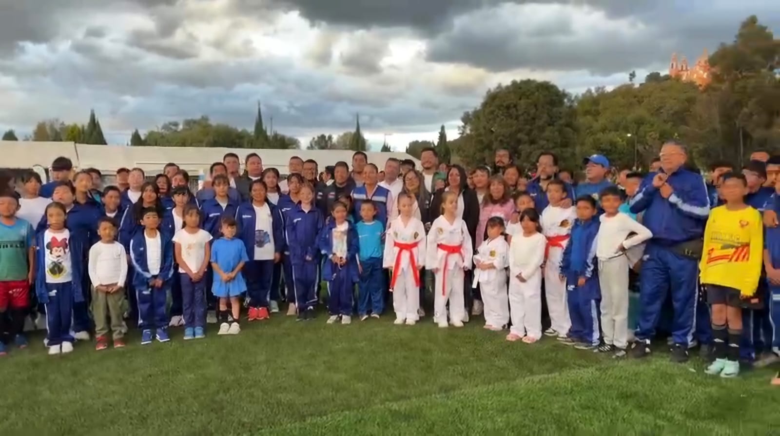 Entrega Guadalupe Cuautle, rehabilitación del Complejo Deportivo Quetzalcóatl