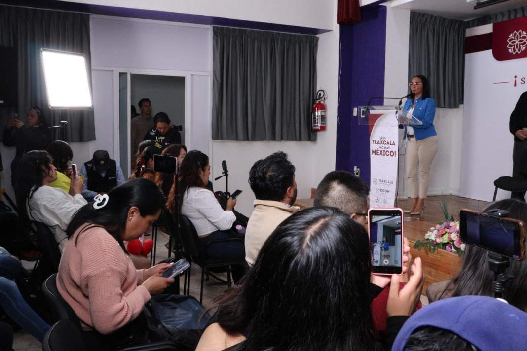 Tlaxcala fortalece su memoria histórica con capacitación y archivo público