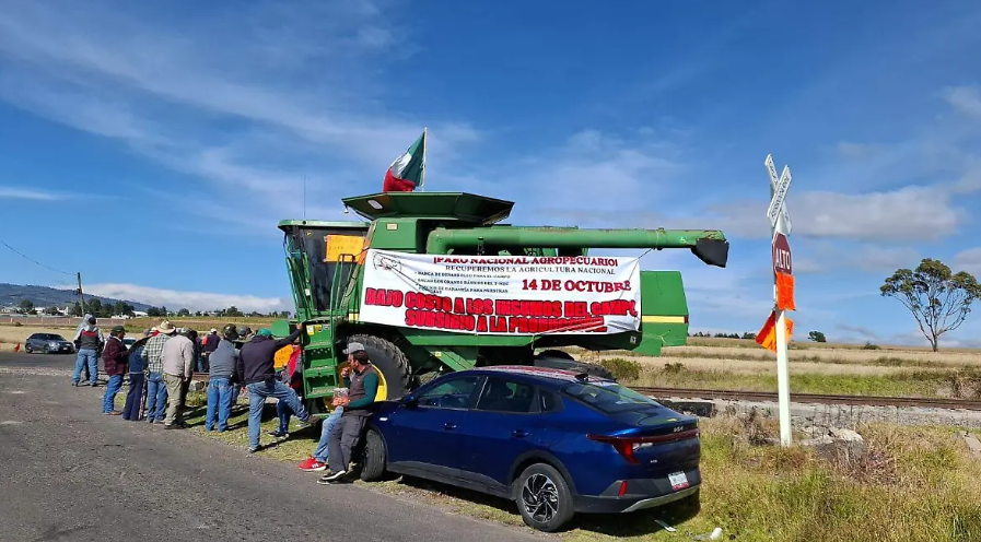 Campesinos de Tlaxcala exigen 7,200 pesos por tonelada de maíz