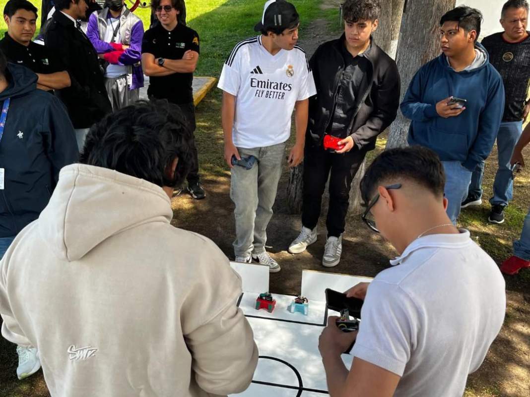Tlaxcala destaca en robótica con ISEBOTS 2025 y talento juvenil nacional