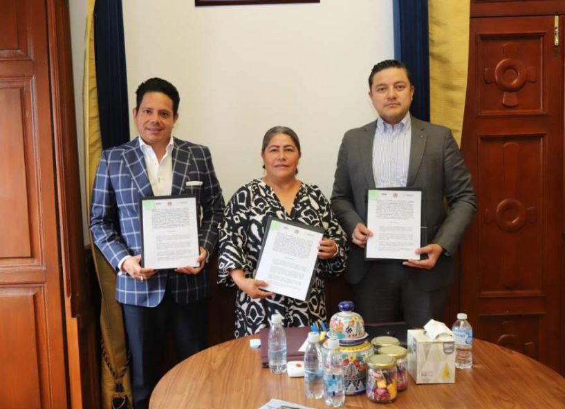 Tlaxcala refuerza derechos laborales del personal de salud con nuevo convenio
