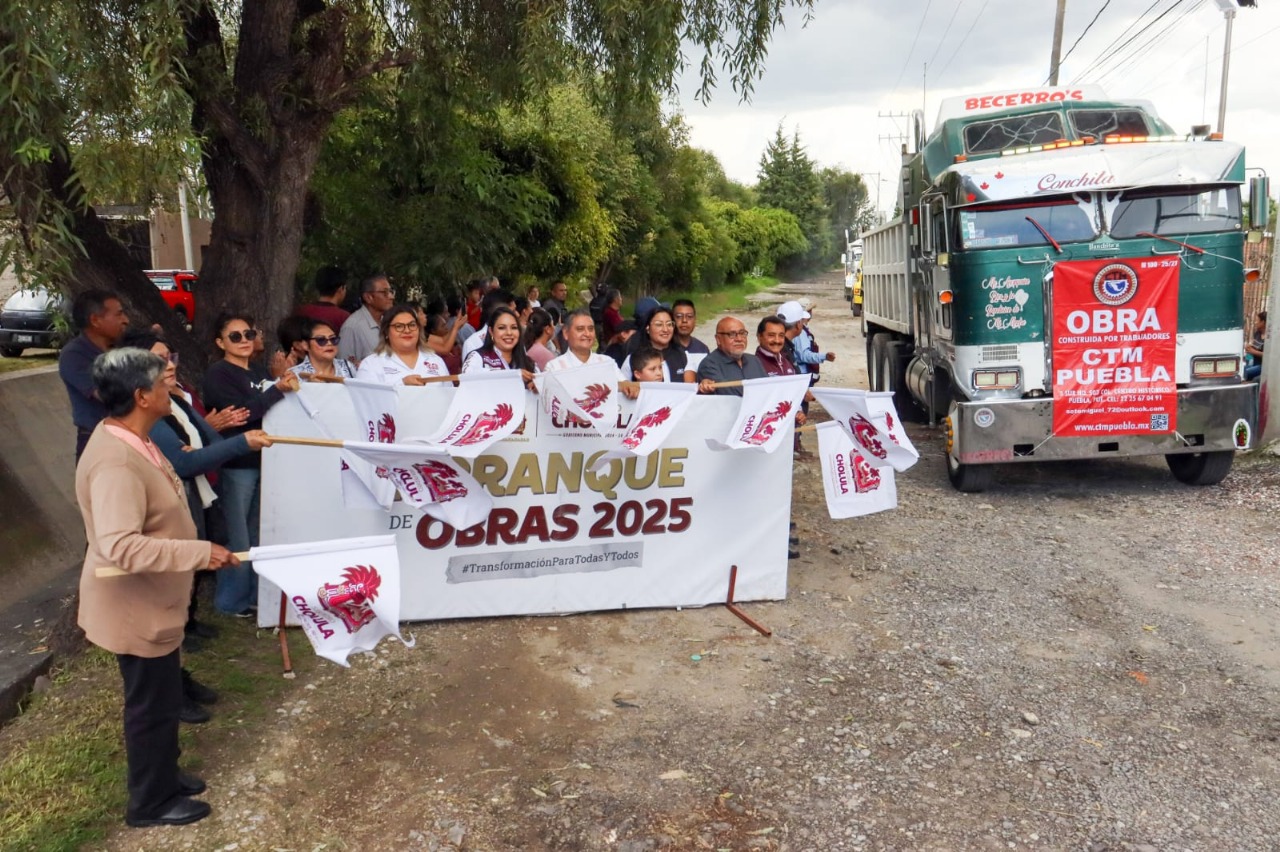 Con diálogo y cercanía, Tonantzin Fernández cumple una petición histórica en Santiago Momoxpan