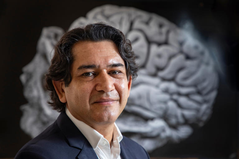 El neurocientífico mexicano que revoluciona la atención a pacientes con psicosis