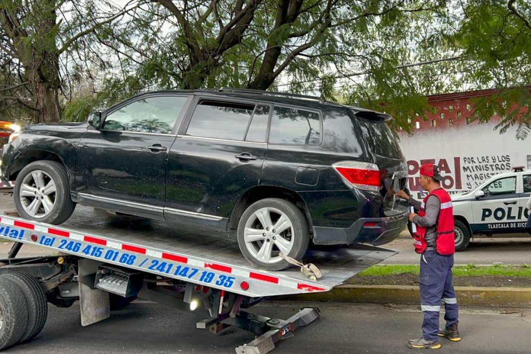 Policía de Tlaxcala asegura camioneta robada en operativo preventivo