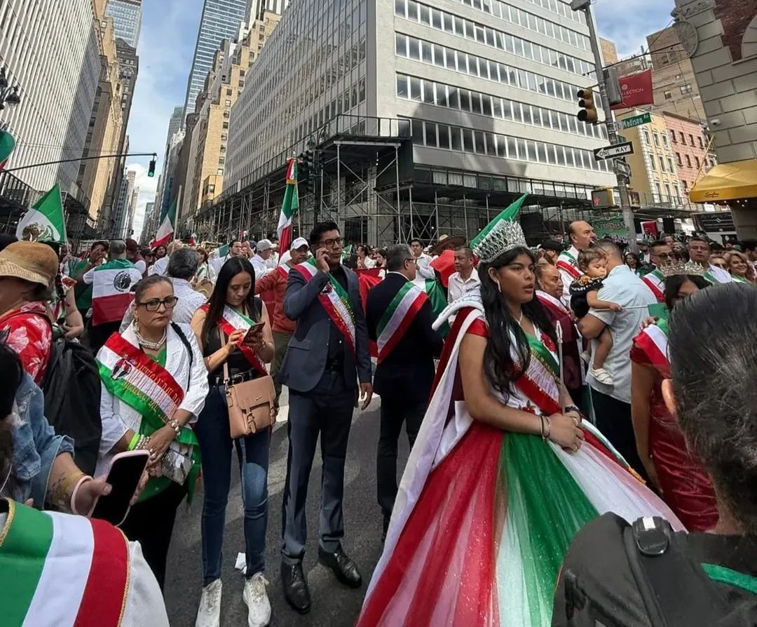 Entre polémicas, alcalde de Mazatecochco se pasea en la Gran Manzana