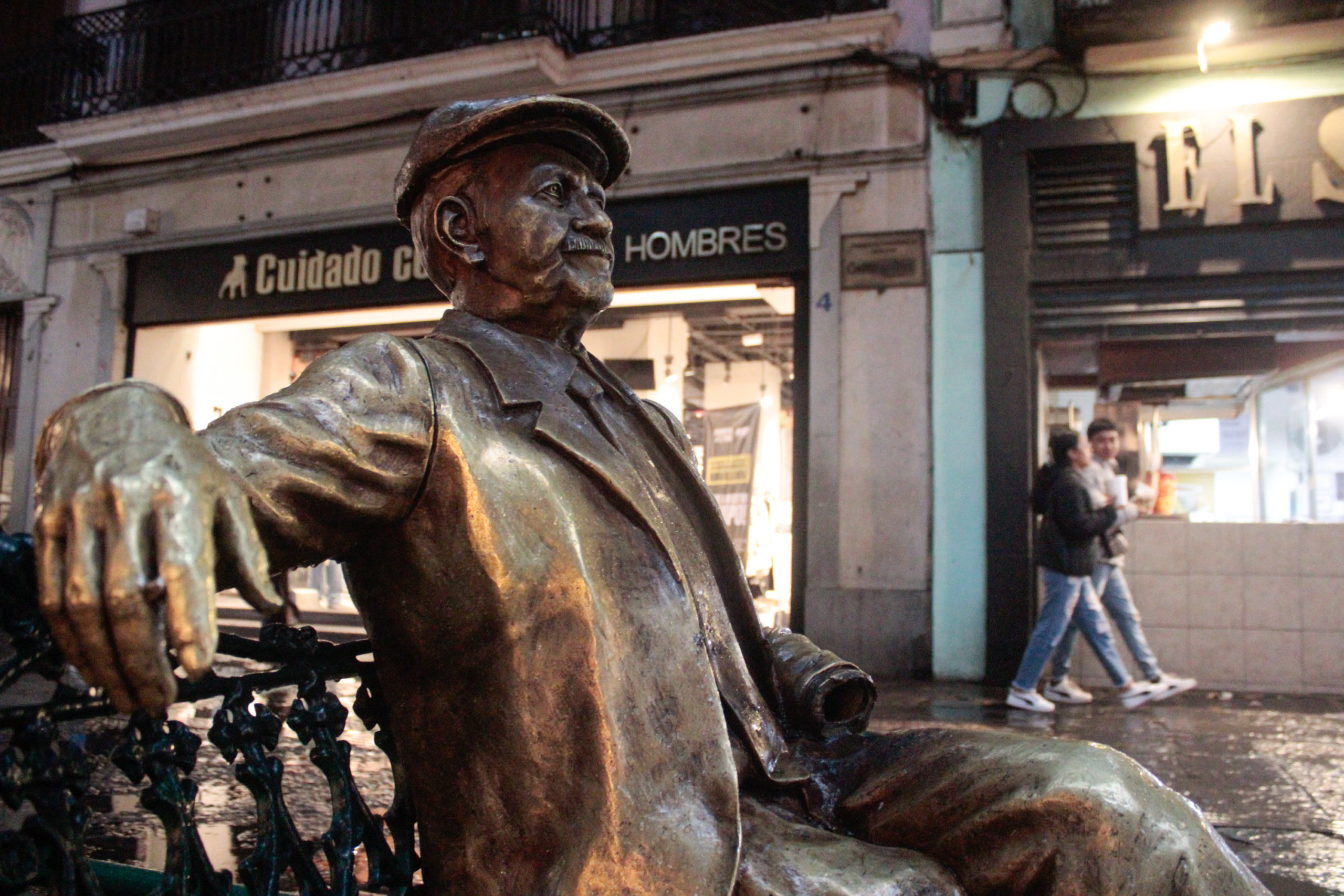 Rehabilitarán esculturas de bronce en el Centro Histórico con inversión municipal