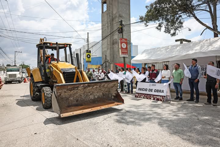 Omar Muñoz inició importante obra de vialidad en beneficio de las familias