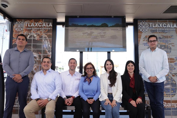 Tlaxcala inaugura el primer paradero inteligente de México en Huamantla