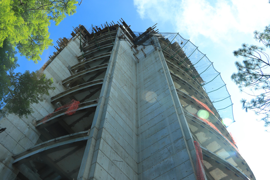 Torre Universitaria de la UATx entra a su fase final de construcción