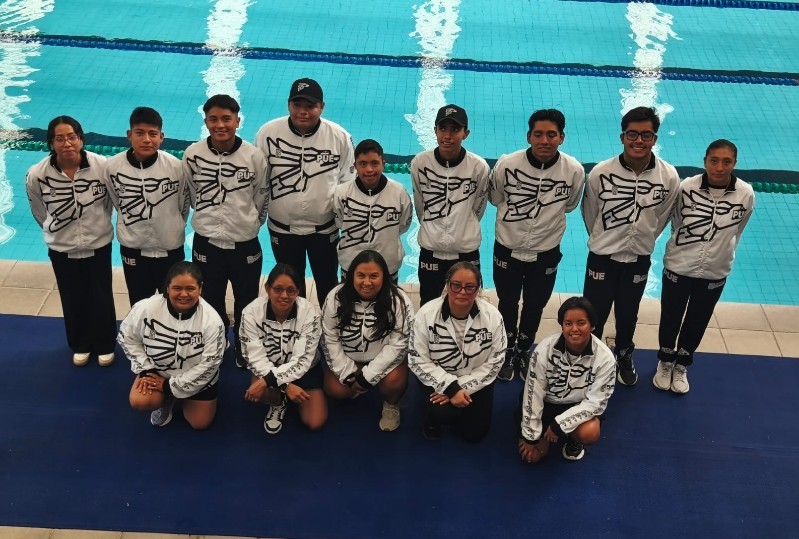 Puebla arrasa en paranatación