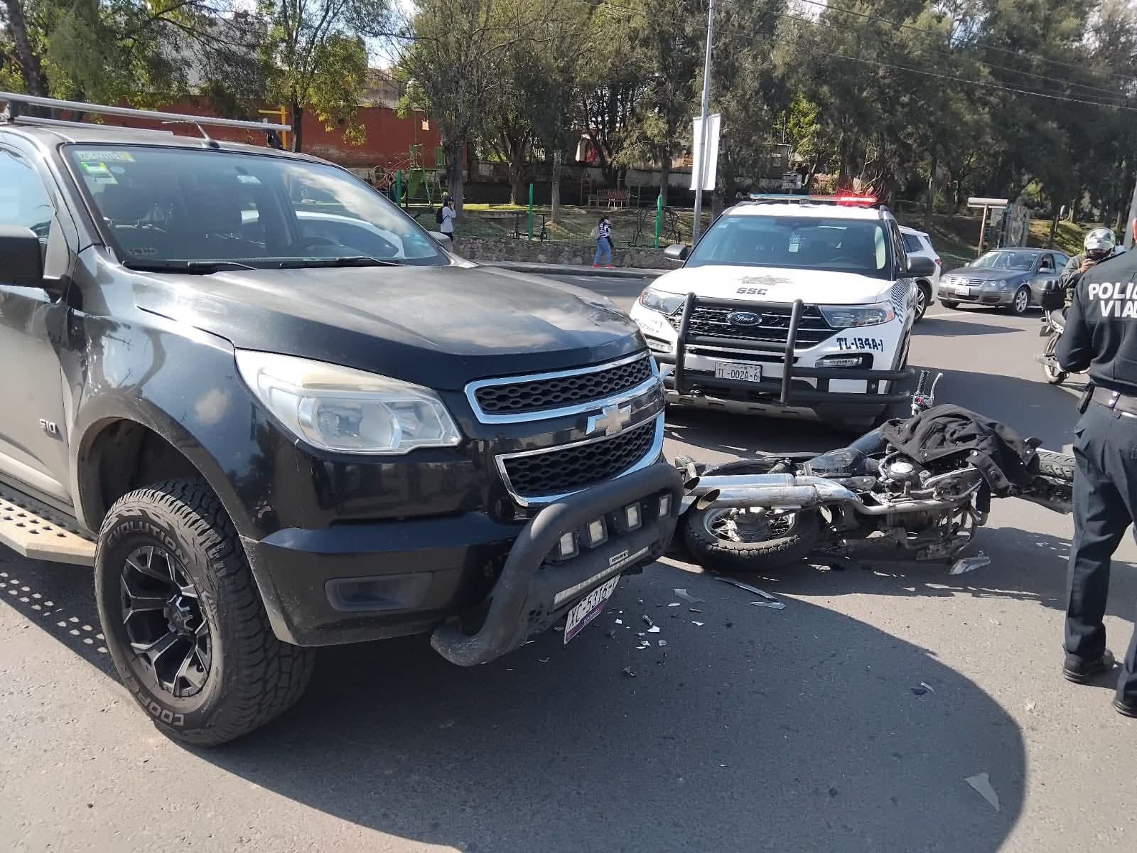 Padre de ex diputado arrolla a motociclista y es obligado a pagar los daños