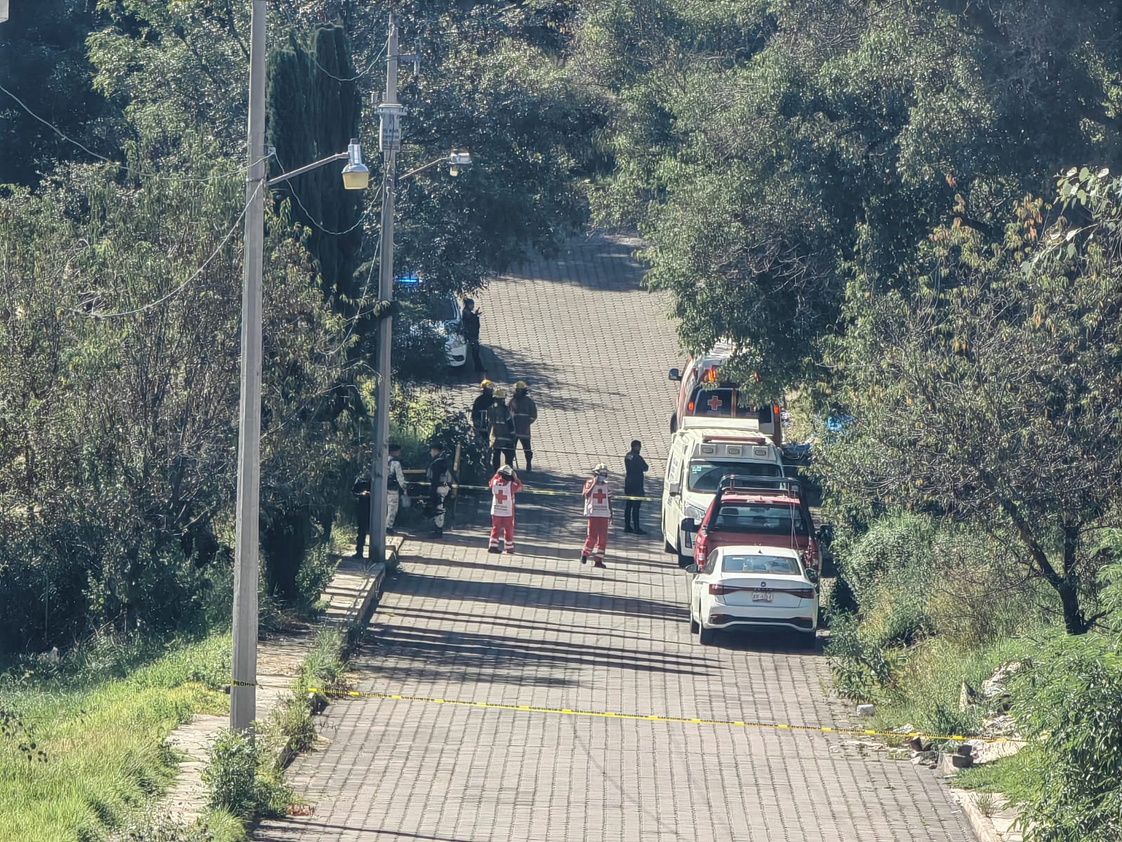 Localizan a hombre sin vida y con impactos de bala en el río Zahuapan, a la altura de Yauhquemehcan