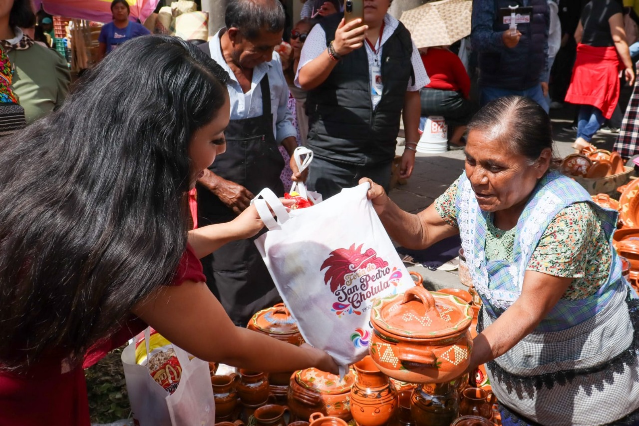 Más de 100 mil personas vivieron el Milenario Trueque en San Pedro Cholula