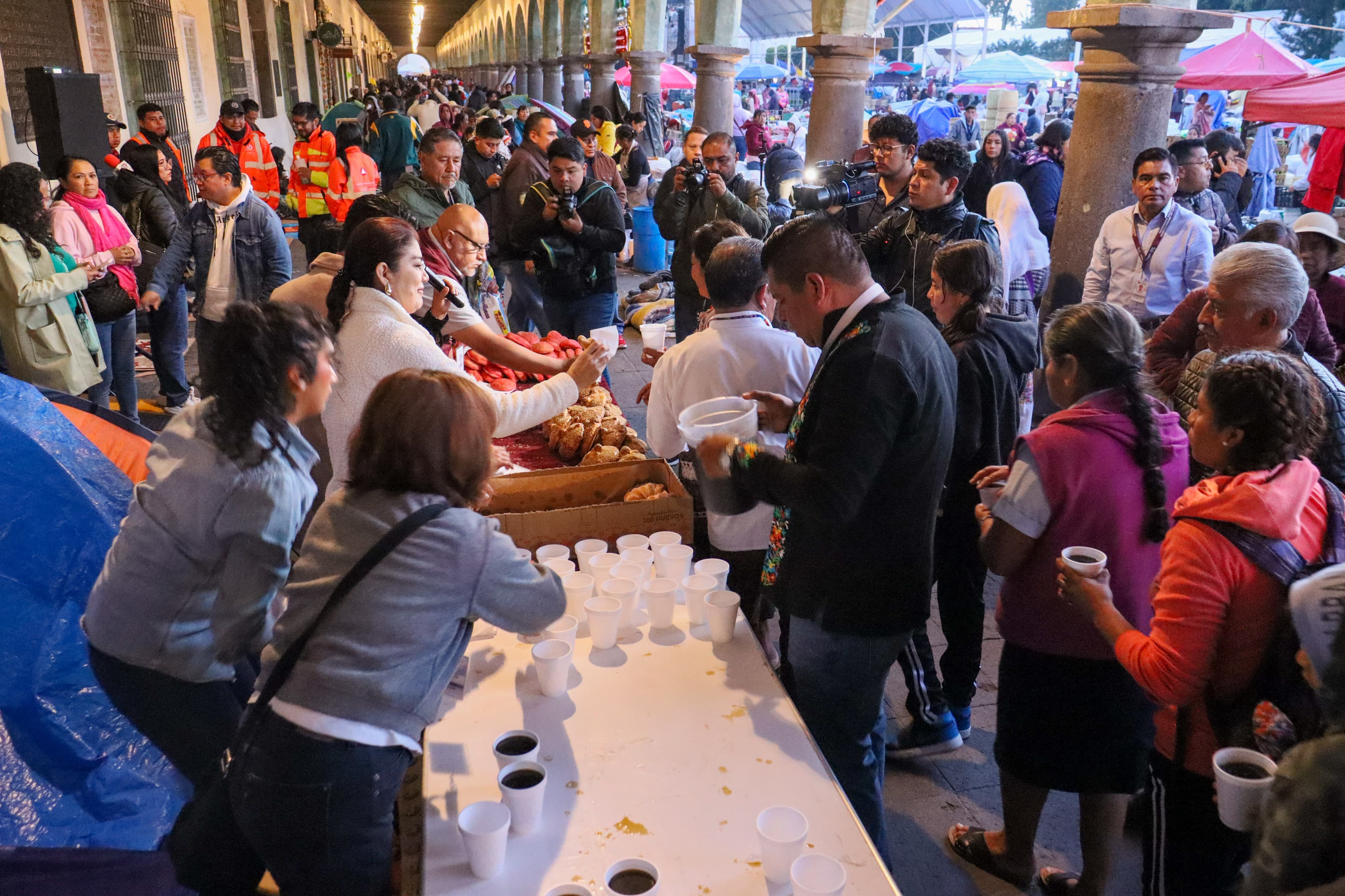 Con saldo blanco y participación de más de 3,000 artesanos concluye con éxito el Trueque Milenario en San Pedro Cholula