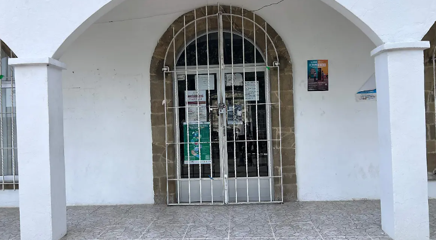 Cierre de presidencia en San Esteban Tizatlán por conflicto de terrenos comunales