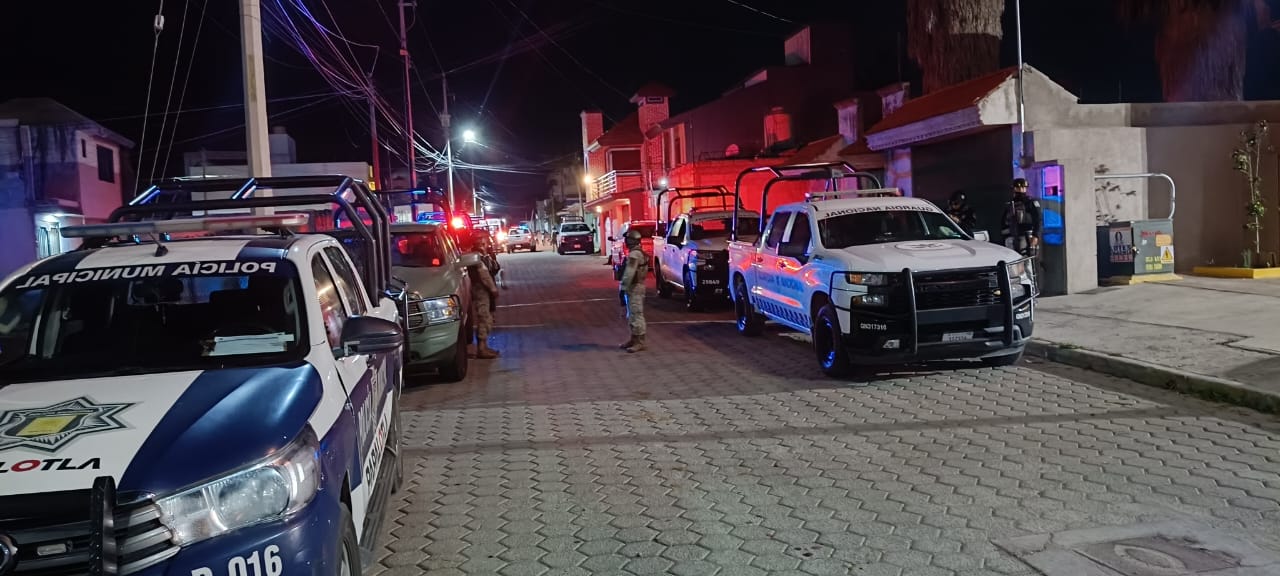 Se enfrentan delincuentes con policías tras robo y caen heridos, en Tenancingo