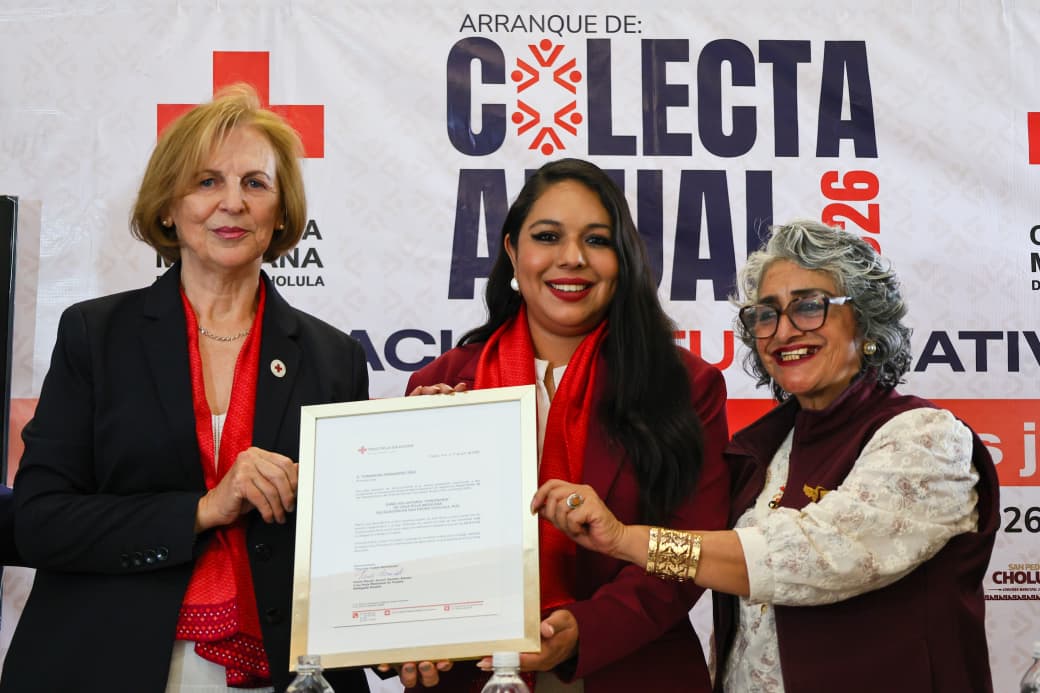 Desde San Pedro Cholula, Tonantzin Fernández da inicio a la Colecta Anual de la Cruz Roja