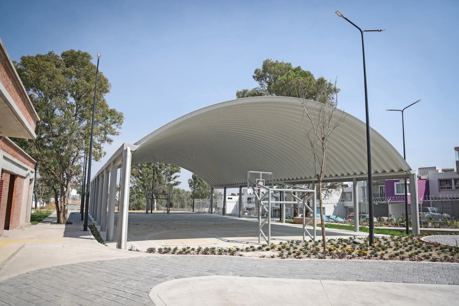 Avanza construcción del CBTIS 300 en San Lorenzo Almecatla: Omar Muñoz