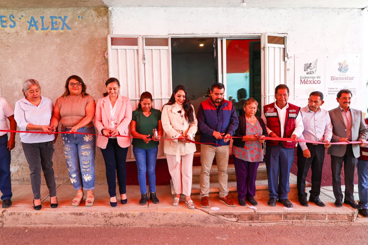 Más obra comunitaria transforma vialidades en Cuautlancingo