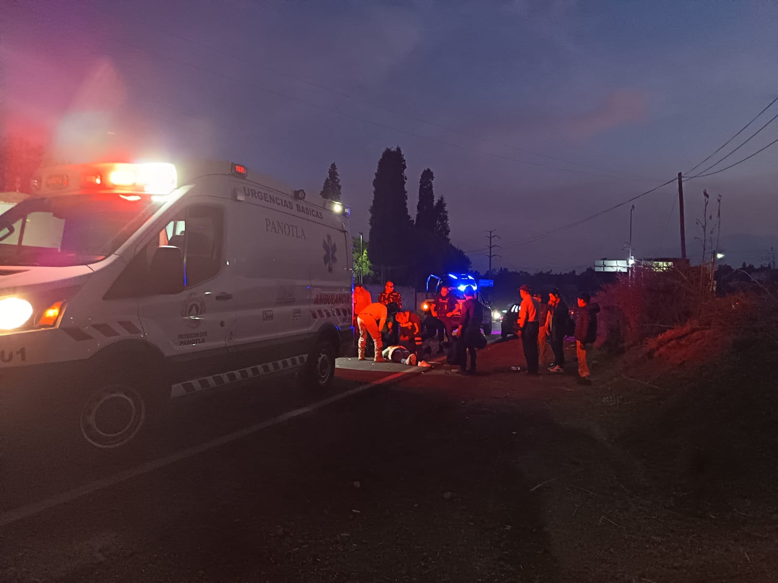 Motocilcistas se accidentan en la Tlaxcala-San Martín