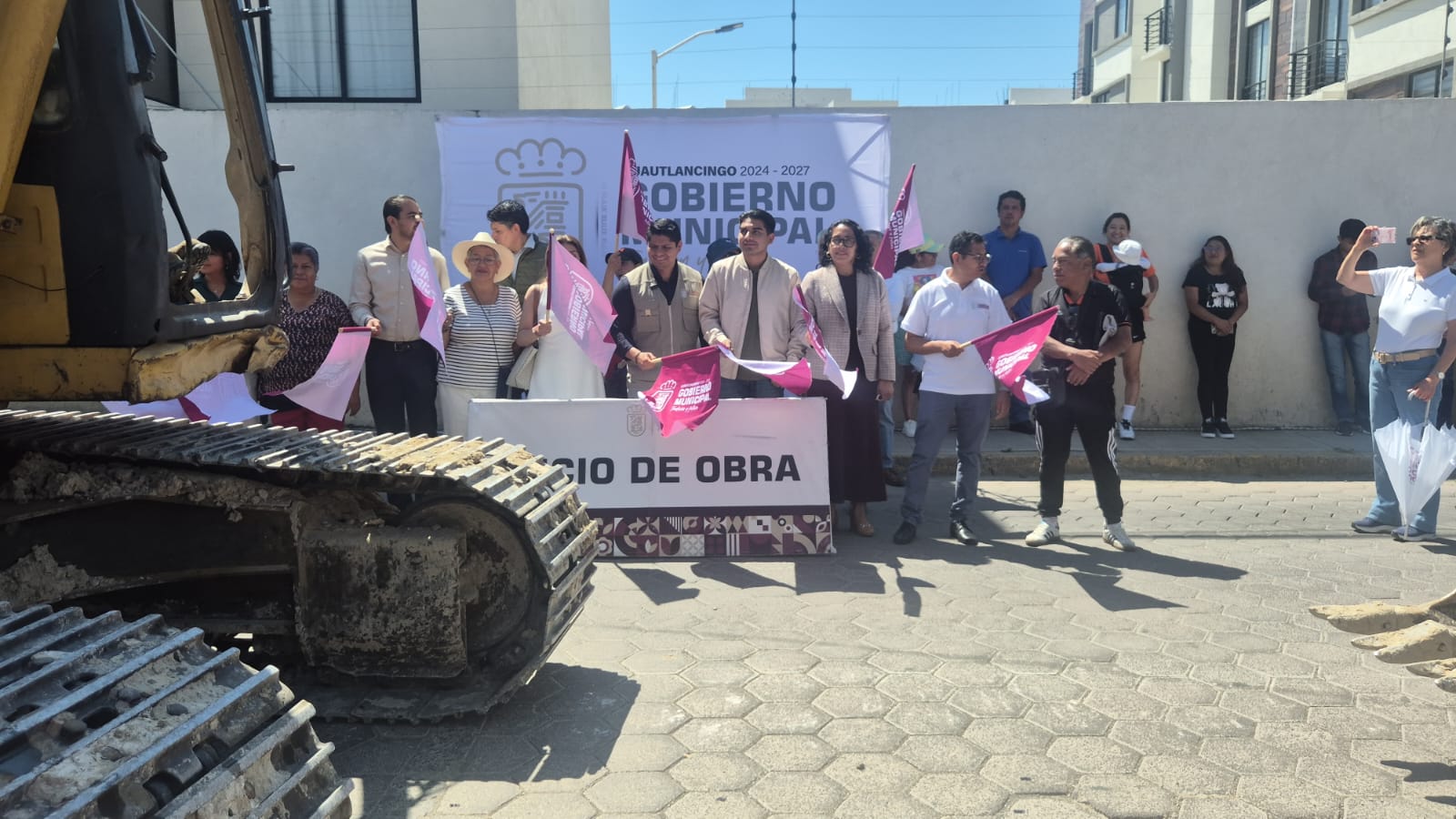 Arranca Omar Muñoz modernización de calle Tlaxcala con inversión de 17.1 mdp