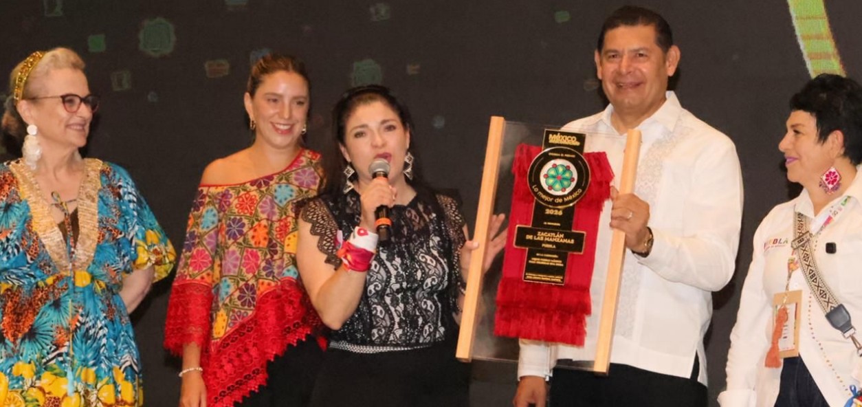 Entrega de estafeta del Tianguis Turístico a Puebla