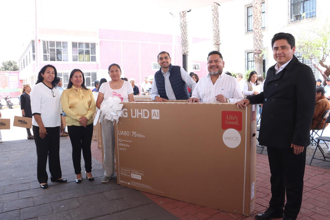 Gobierno de Cuautlancingo realiza entrega de premios del Sorteo Predial