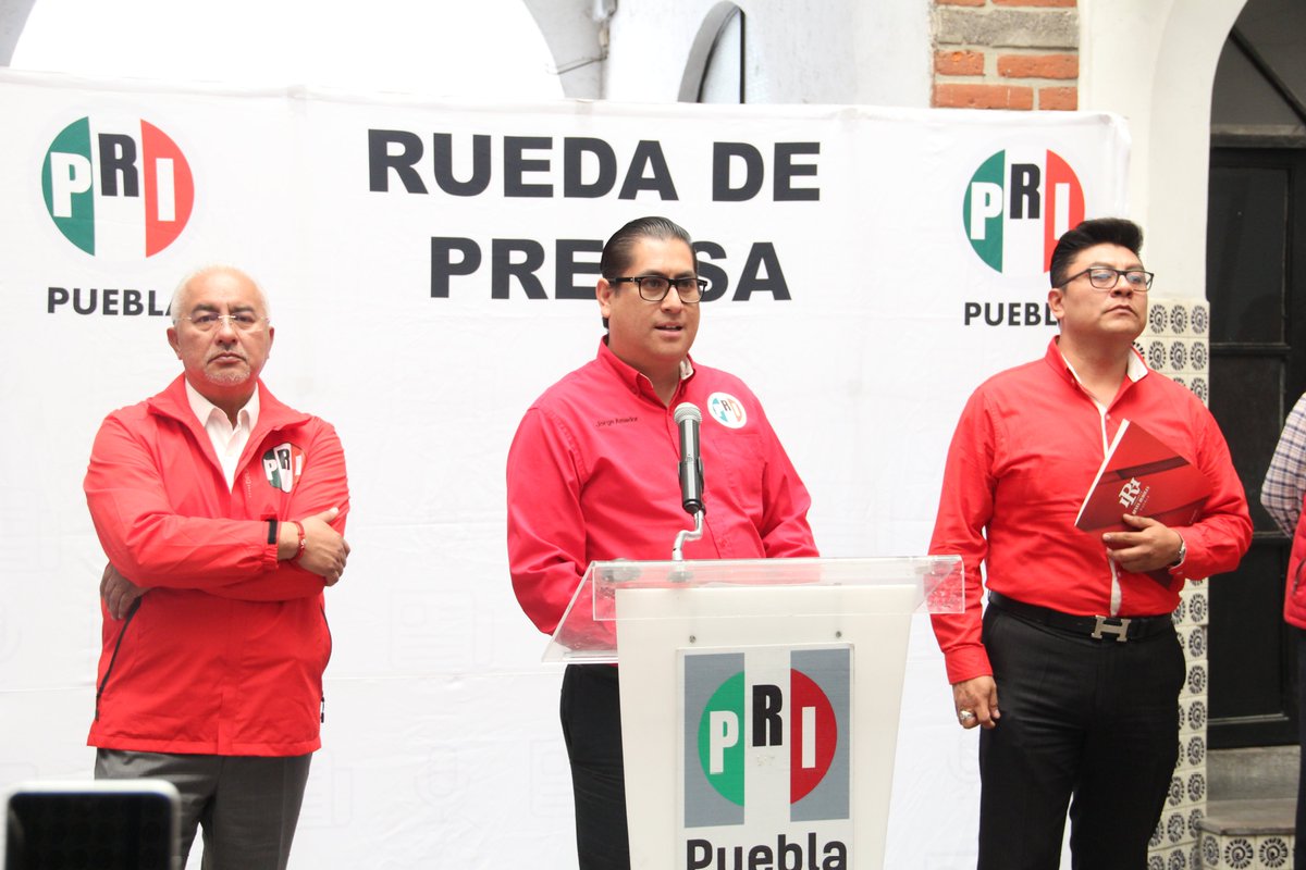 Dirigente del PRI en Puebla se perfila rumbo a 2027 y apuesta por nueva estructura partidista