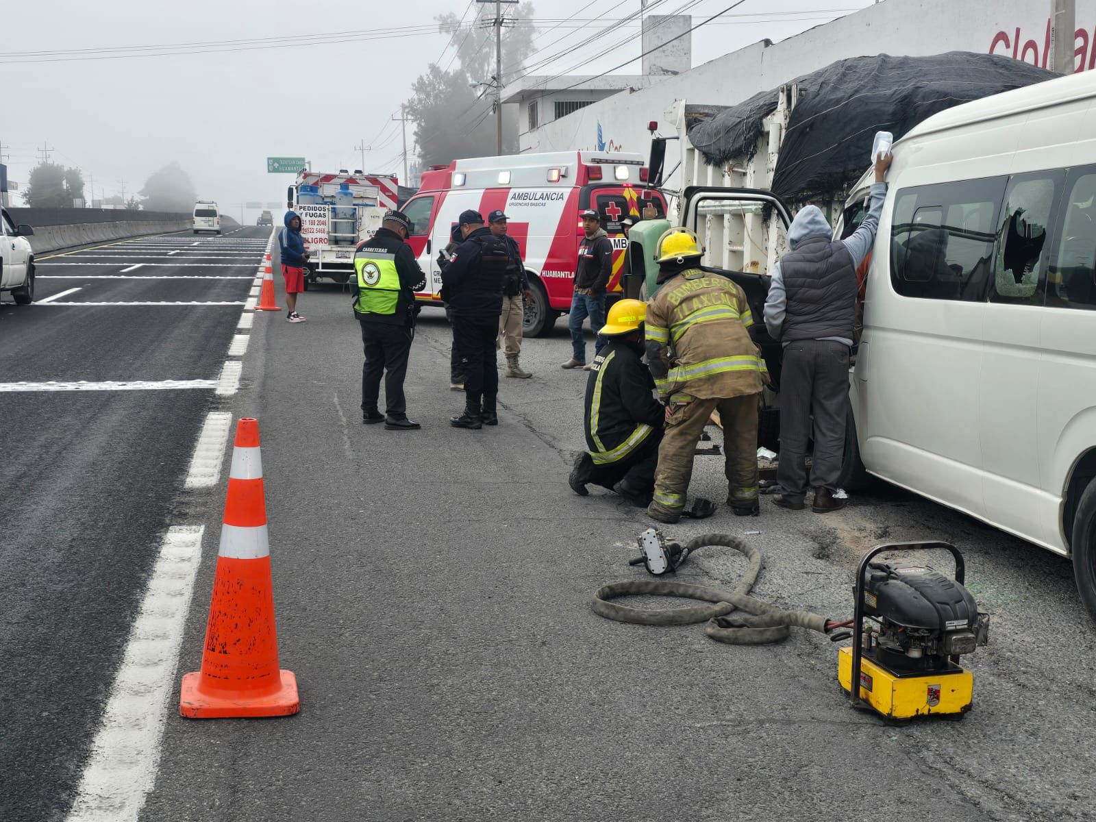 Accidente en carretera Huamantla-Apizaco deja tres lesionados de gravedad