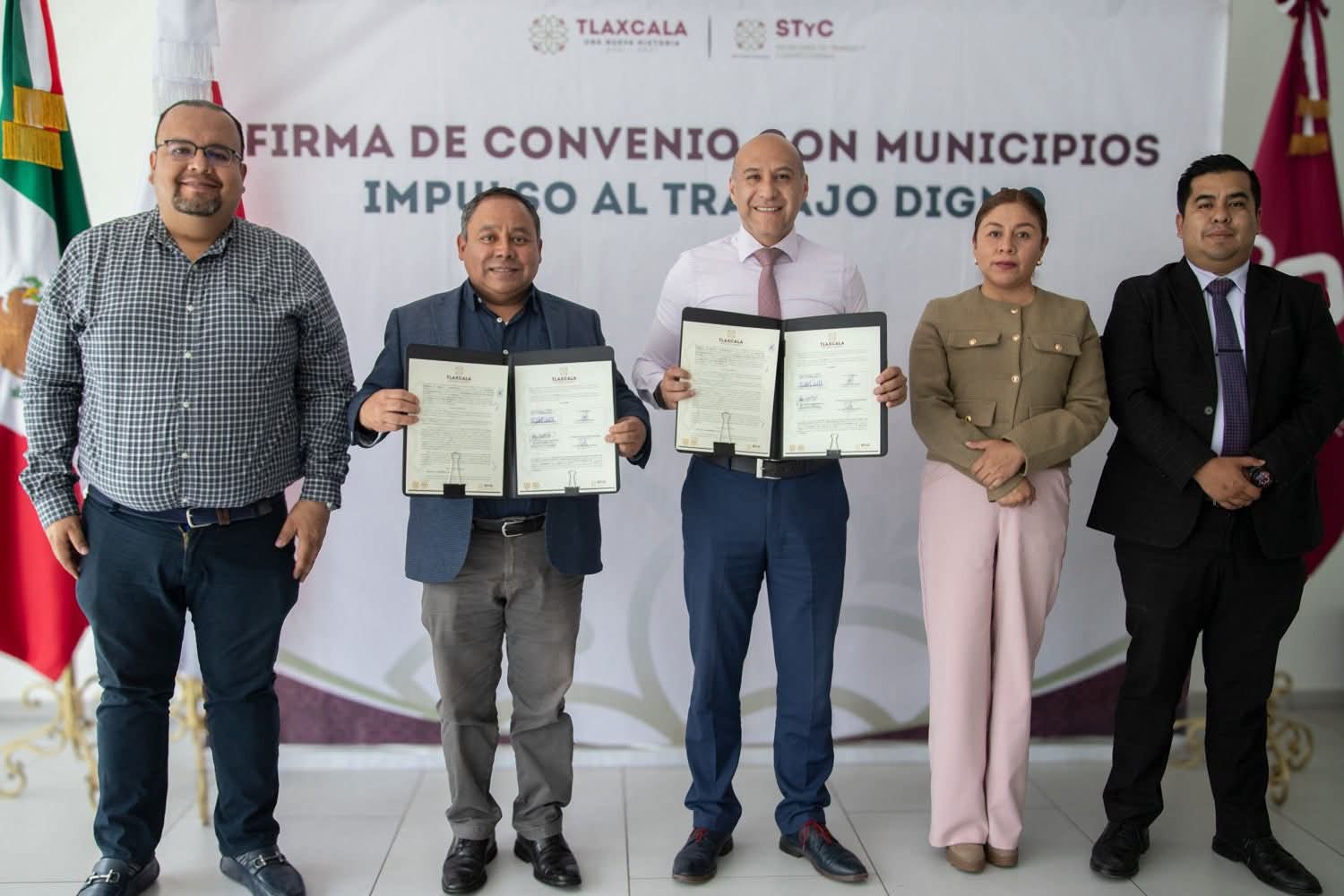 Apizaco fortalece vinculación laboral mediante convenio estratégico con Gobierno del Estado