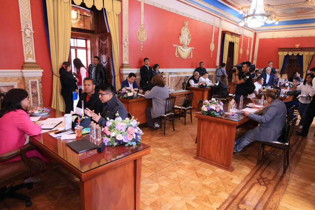 Lorena Cuéllar sorprende con atención directa a cientos en Tlaxcala y fortalece cercanía ciudadana