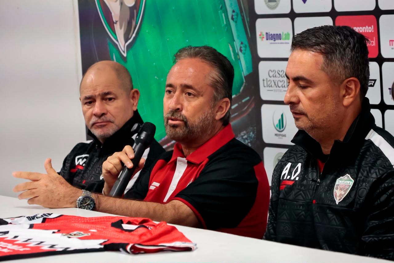 Arturo Ortega toma el timón de Coyotes de Tlaxcala con la encomienda de redirigir el rumbo