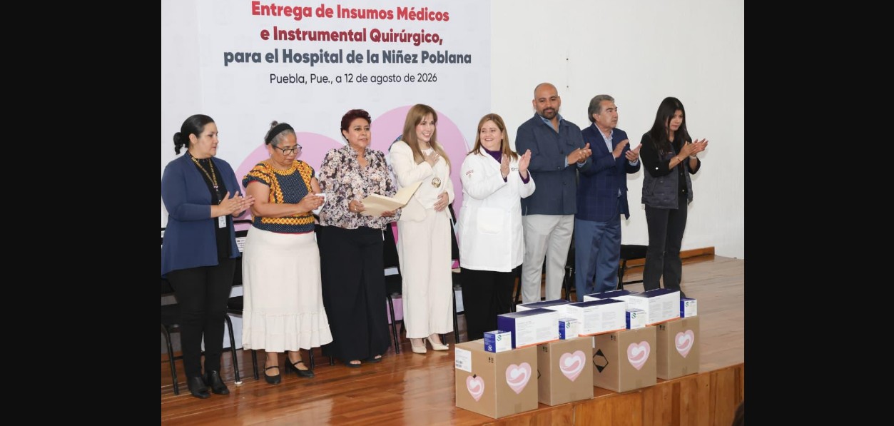 Entrega de insumos médicos en el Hospital de la Niñez Poblana.