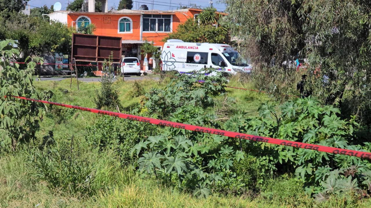 Mujer muere tras accidente de motocicleta en Ixtacuixtla.