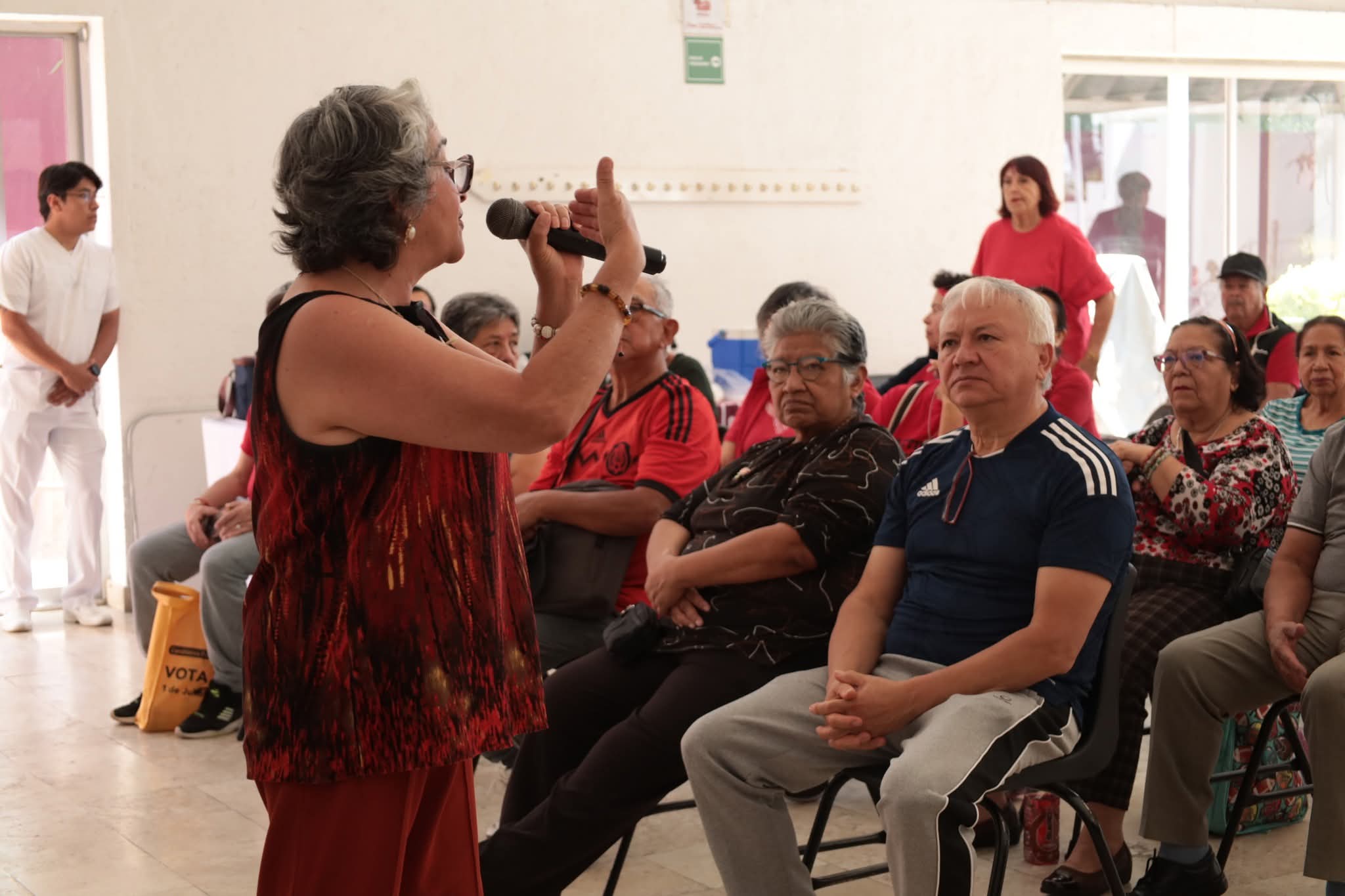 DIF San Pedro Cholula fortalece acciones de salud y cuidado para personas adultas mayores