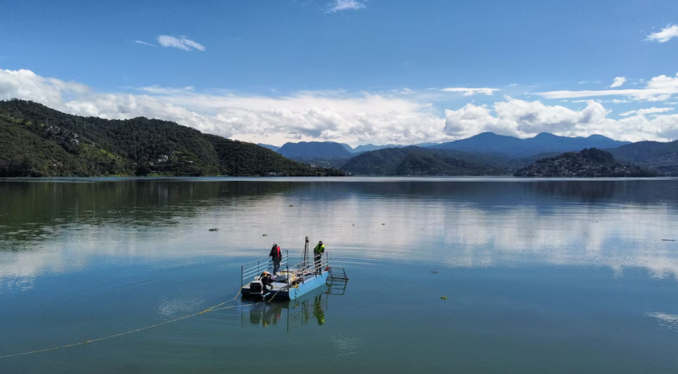 Embalse de México con agua recuperada tras las lluvias