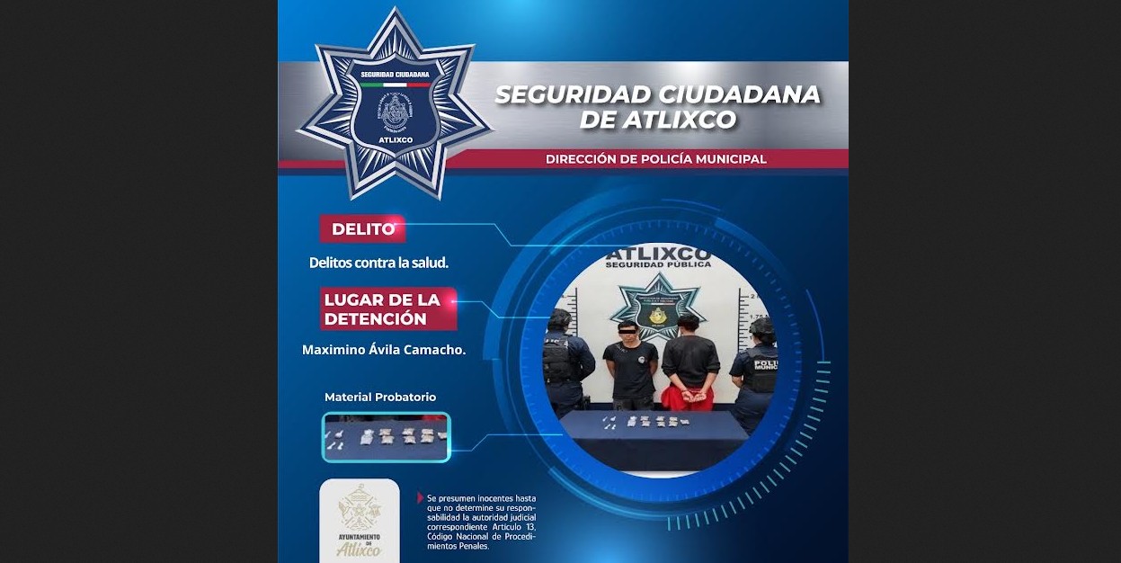 Policías municipales durante un operativo de seguridad en Atlixco.